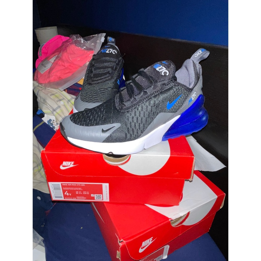 Air Max 270